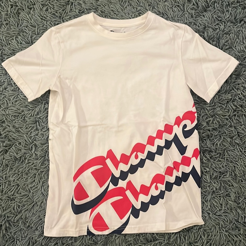 BOYS CHAMPION T-SHIRT SIZE XL